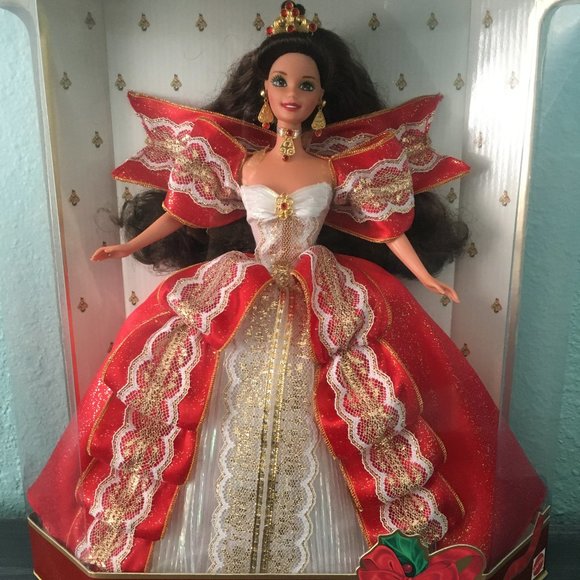 10th Anniversary Happy Holidays Barbie - Picture 1 of 4